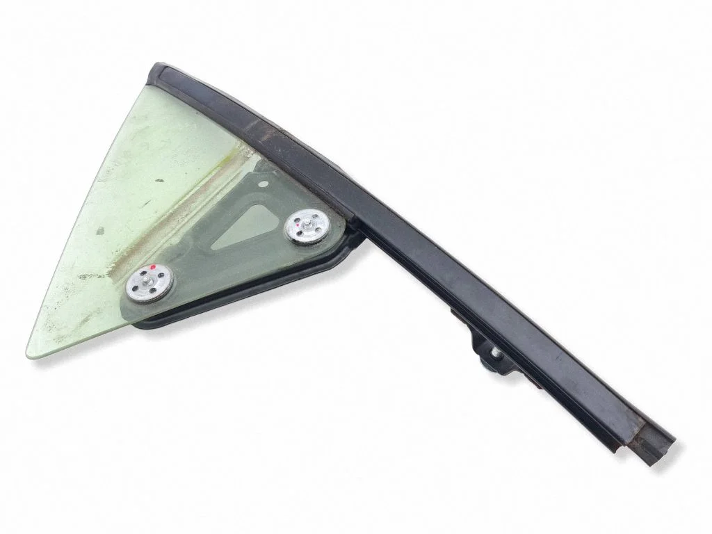 Front vent window/glass (coupe) – Toyota GT 86 (2012-2021)