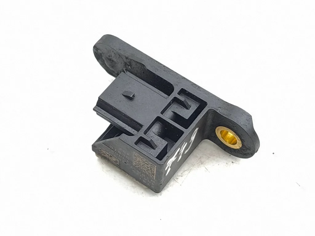 Airbag deployment crash/impact sensor H1BR7J066CA