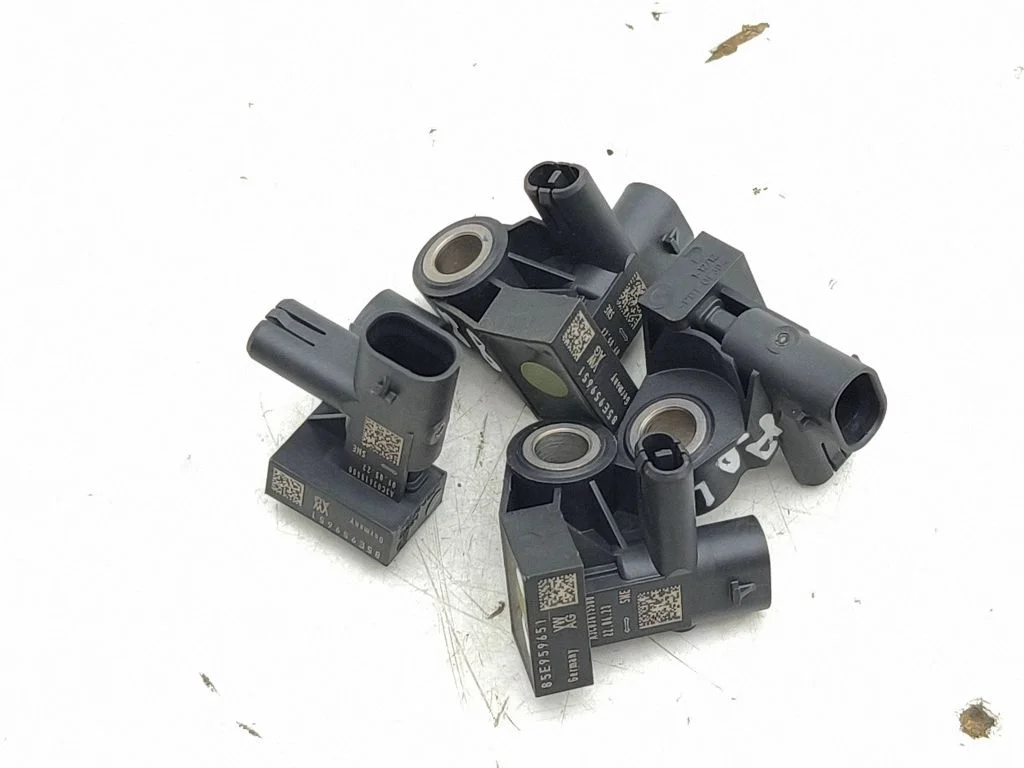 Airbag deployment crash/impact sensor – Audi Q4 e-tron (2021-)