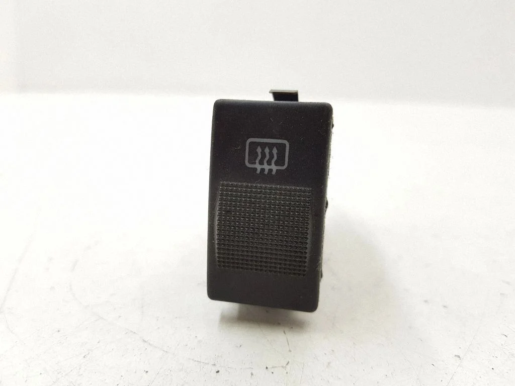 Klaasisoojenduse lüliti – Audi A4 S4 B5 8D (1994-1999)