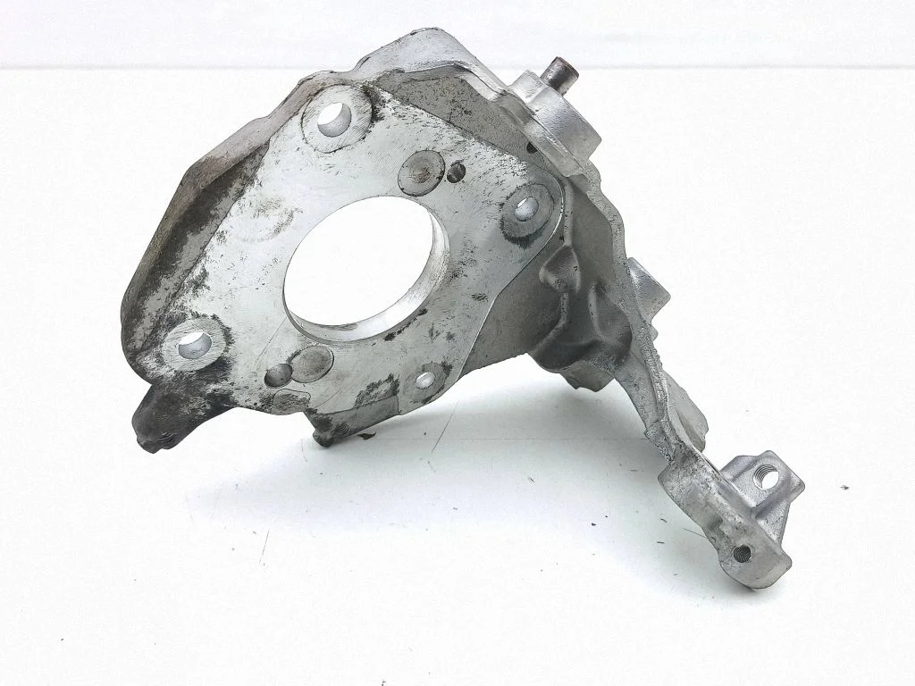 Fuel pump bracket 9817304180