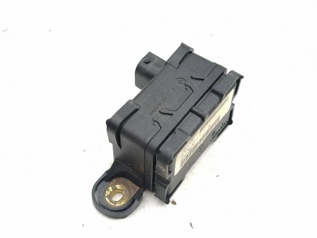 ESP acceleration yaw rate sensor – Jeep Grand Cherokee (WK) (2005-2010)
