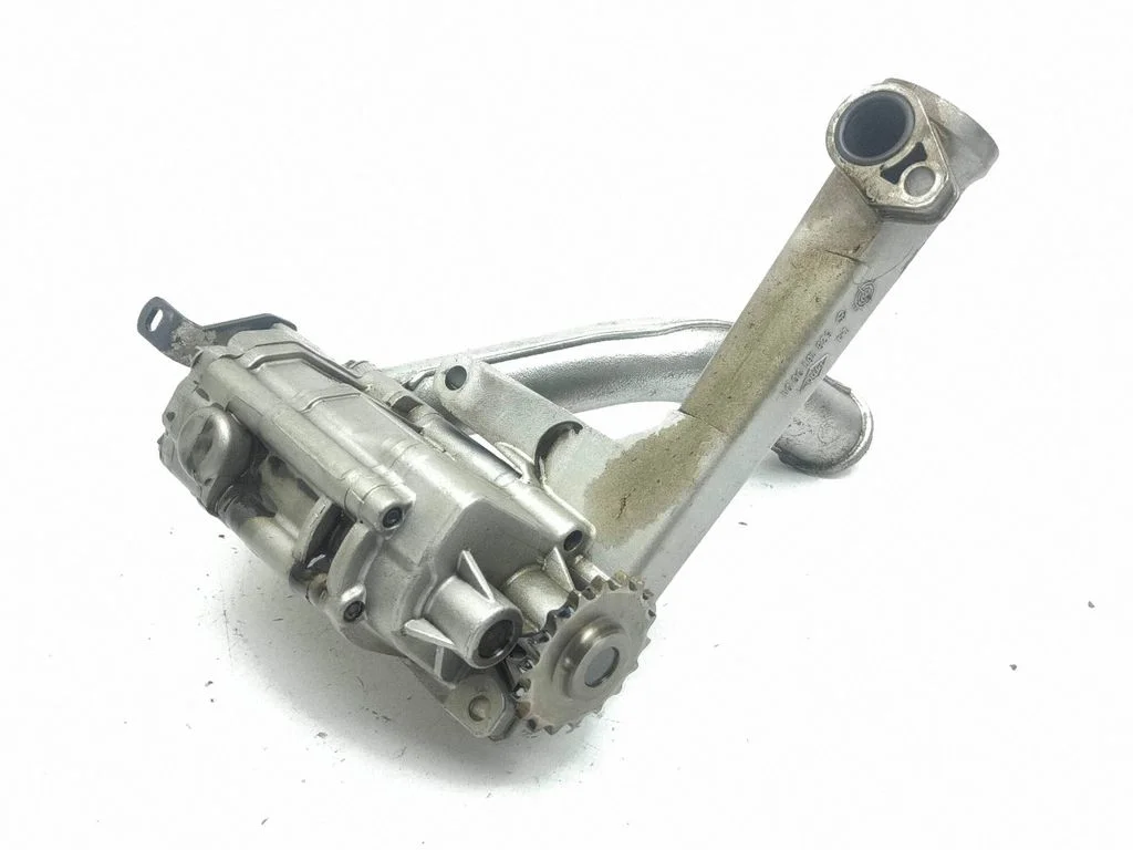 Oil pump 6281810101