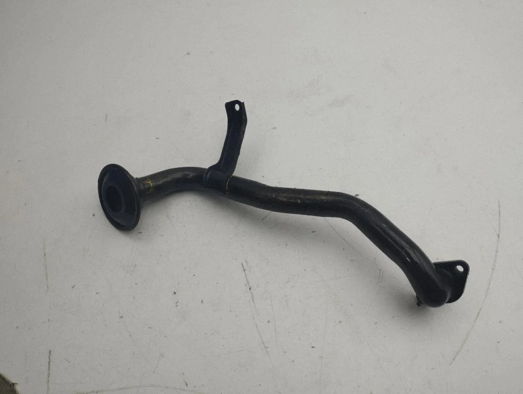 Oil sump strainer pipe
