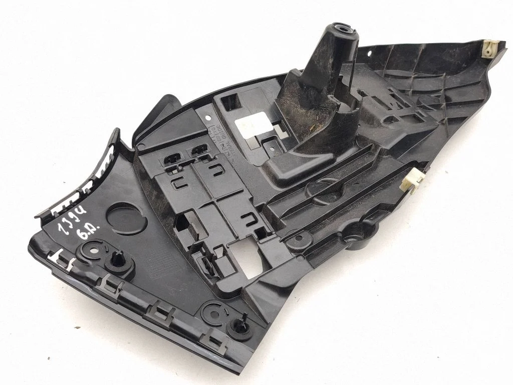 Rear bumper underbody cover/under tray 5A2F826