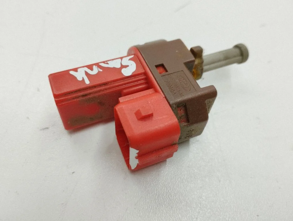 Siduripedaali andur – Ford Mondeo MK II (1996-2000)