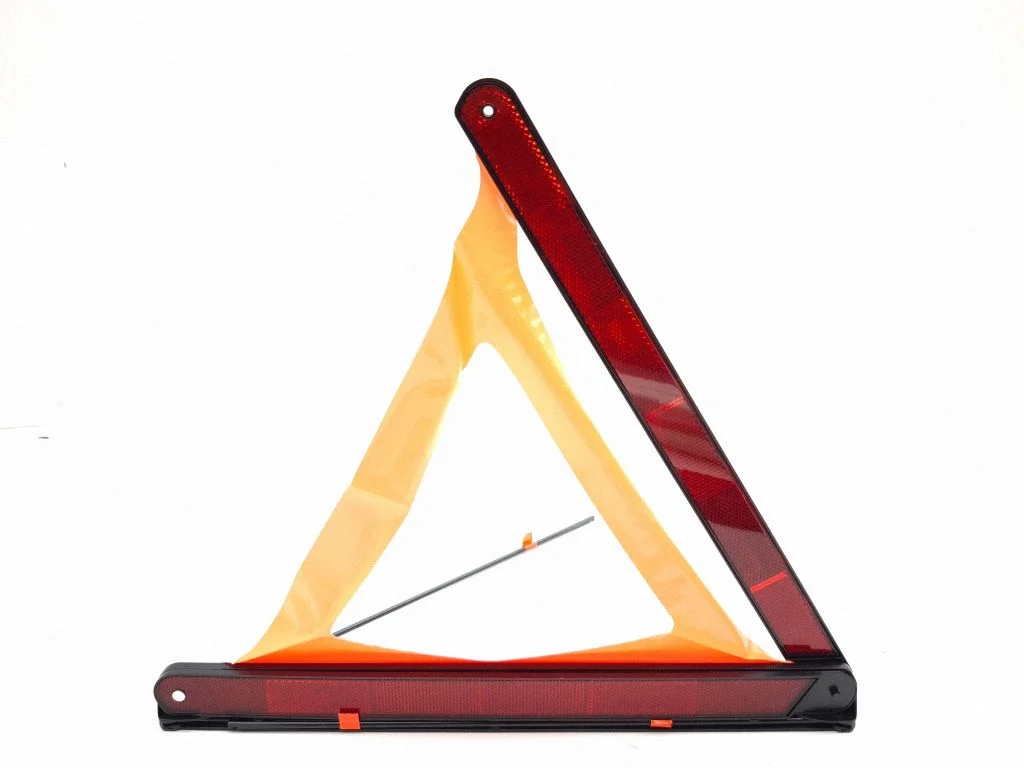 Emergency warning sign 6770487