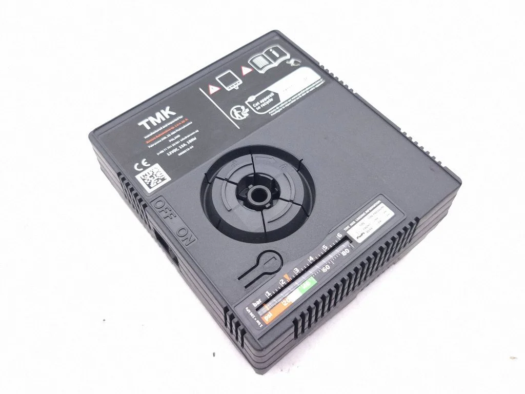 Tire air pump compressor 6898012