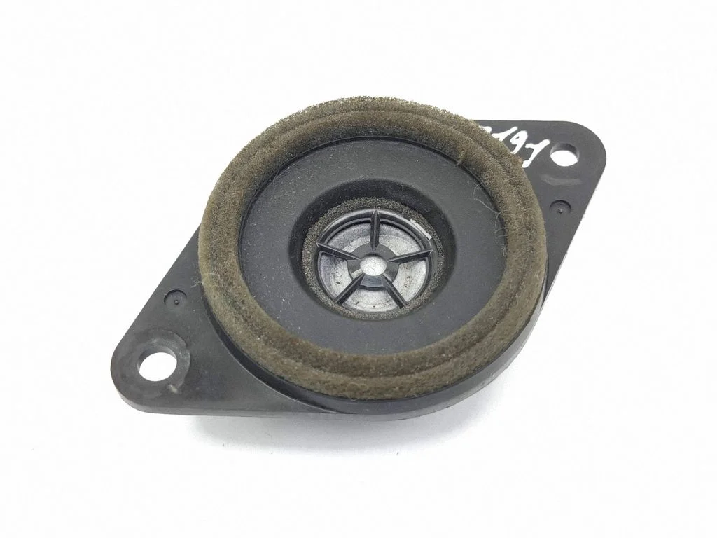 Front door high frequency speaker – Toyota RAV 4 (XA50) (2018-)