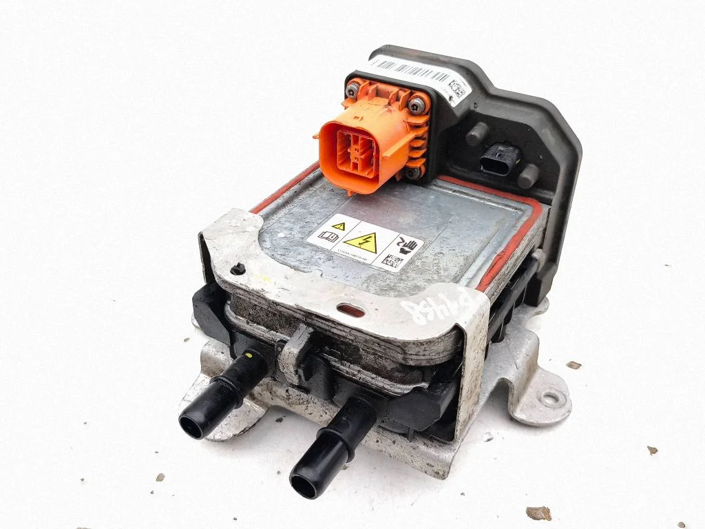 Coolant heater L1MH18E254BC