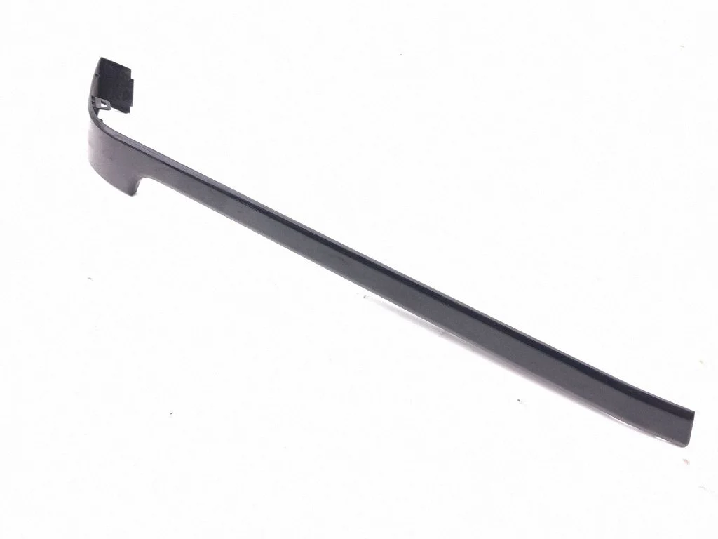 Rear bumper trim bar molding CK5M17D753AB