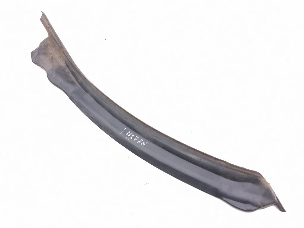 Rubber seal rear door – left