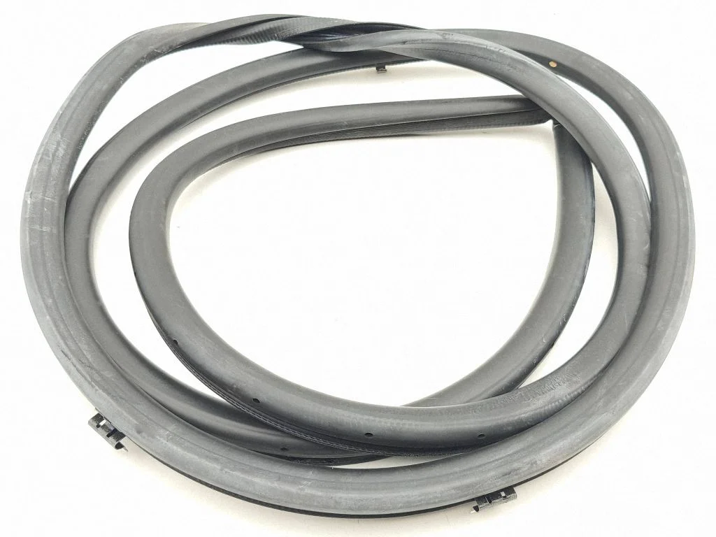 Tagaukse tihend – Lexus IS III XE30 (2013-2020)