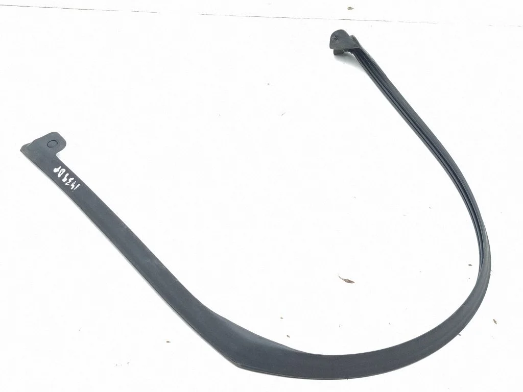 Rubber seal front door window/glass – Land Rover Range Rover Evoque L551 (2018-)