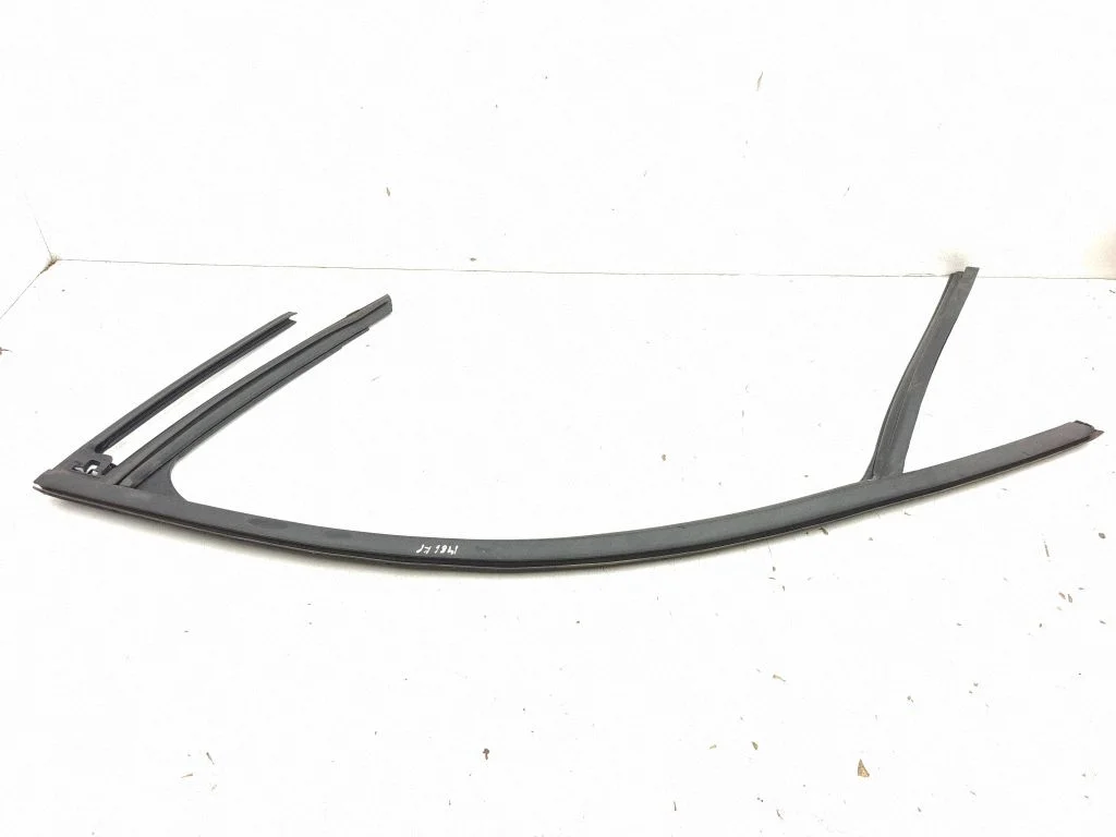 Esiukse akna tihend LJ8BR21511AH
