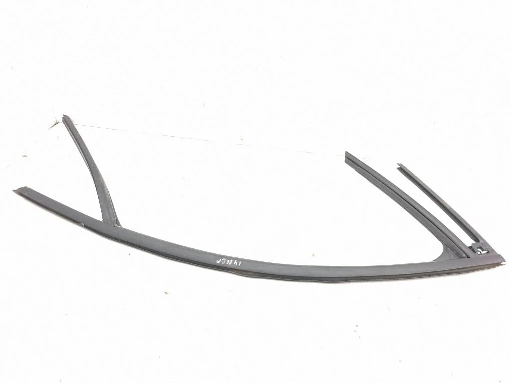 Esiukse akna tihend LJ8BR21510AH