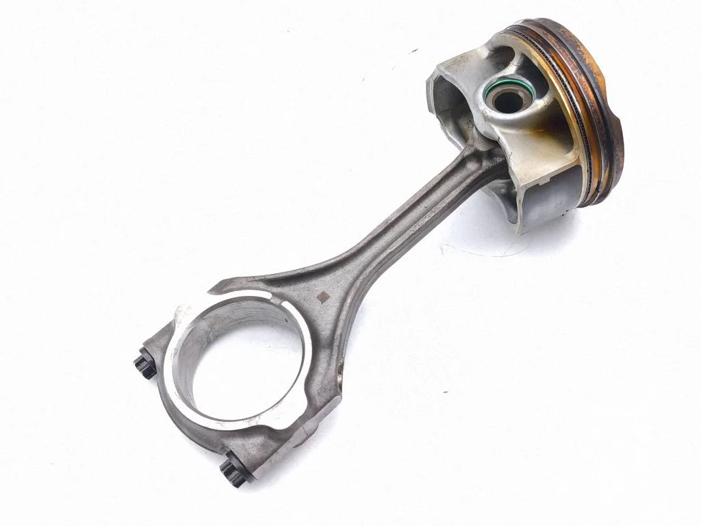 Piston with connecting rod 742WBE