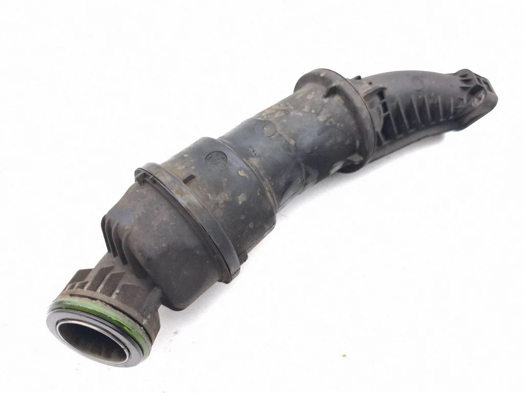 Intake resonator 31331636