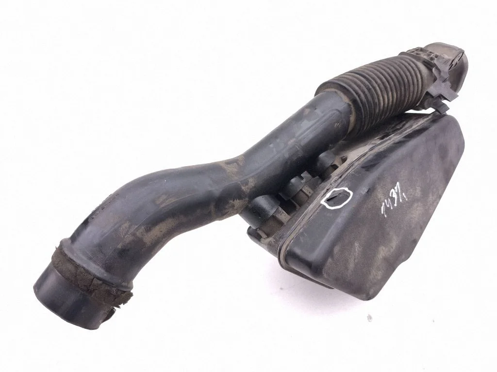 Intake resonator 1789337040