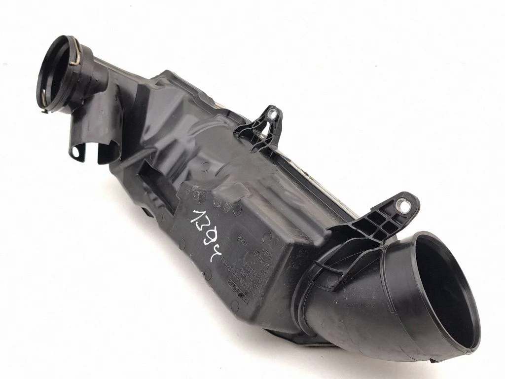 Intake resonator 8489424