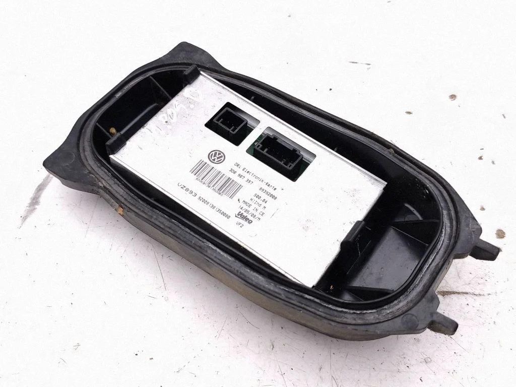 Headlight ballast module Xenon 3D0907397
