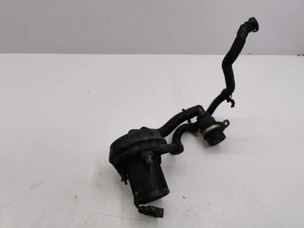 Sekundaarõhu pump 3W0131083B