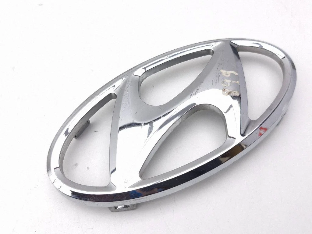 Manufacturers badge/model letters