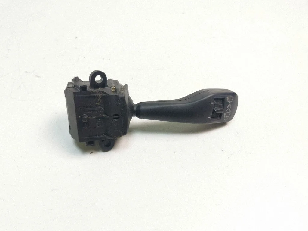 Klaasipuhastite hoob – BMW 3-seeria E46 (1998-2005)