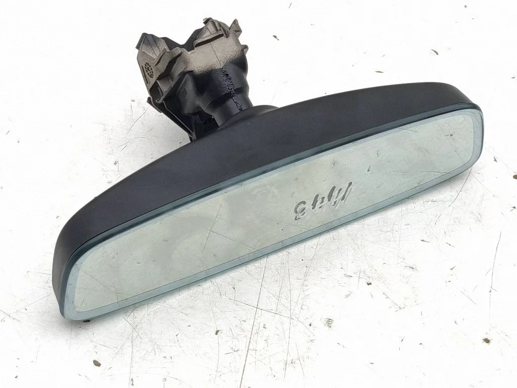 Rear view mirror (interior) 81A857333