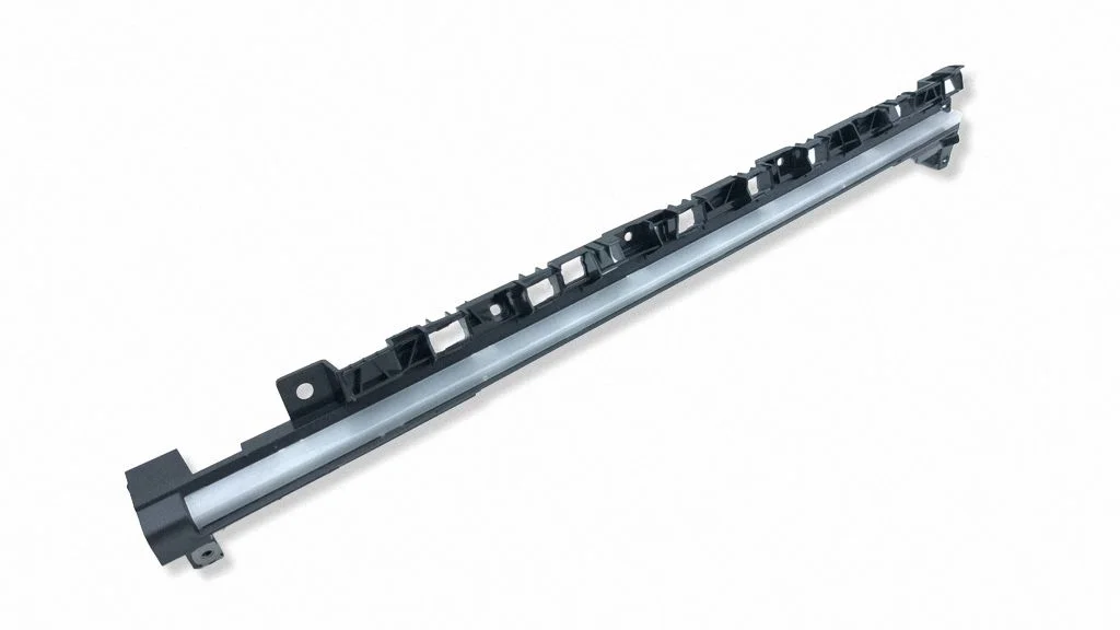 Cits salona lukturis N9X23962F