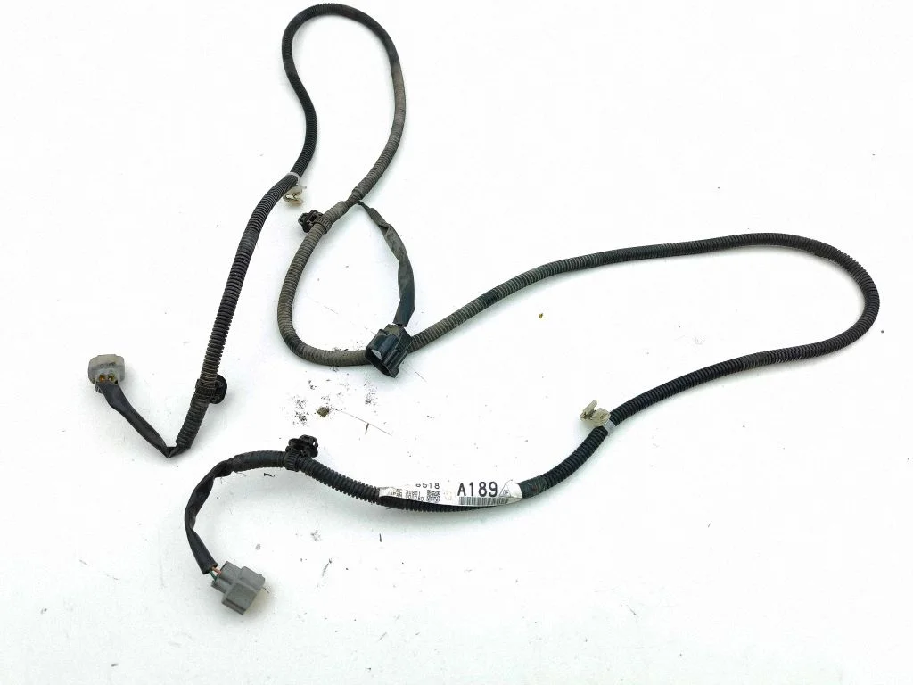 Tagatulede juhtmestik – Mitsubishi Outlander (2013-2021)