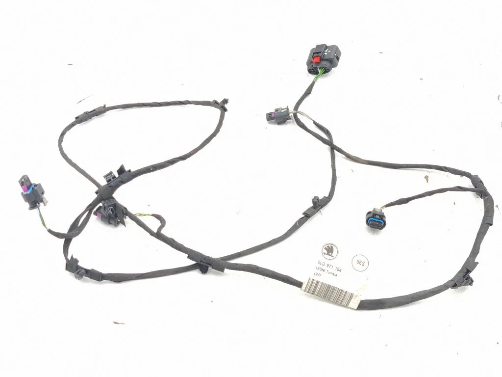 Parkimisandurite (PDC) juhtmestik 5LG971104