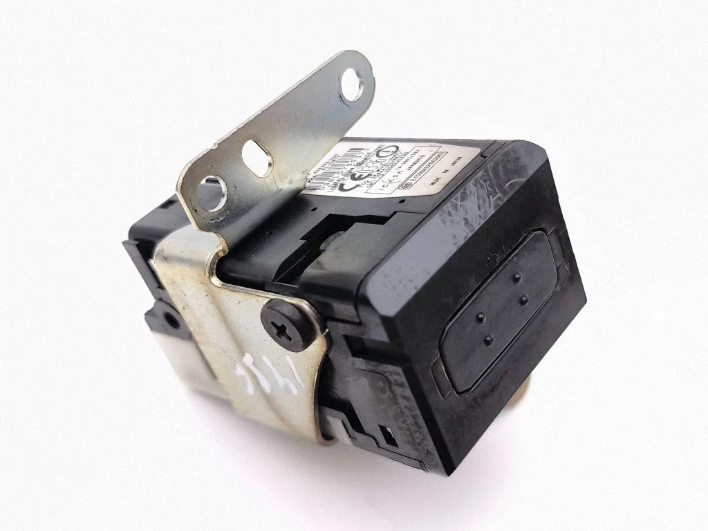 Ignition key card reader – Toyota Corolla Verso AR10 (2004-2009)