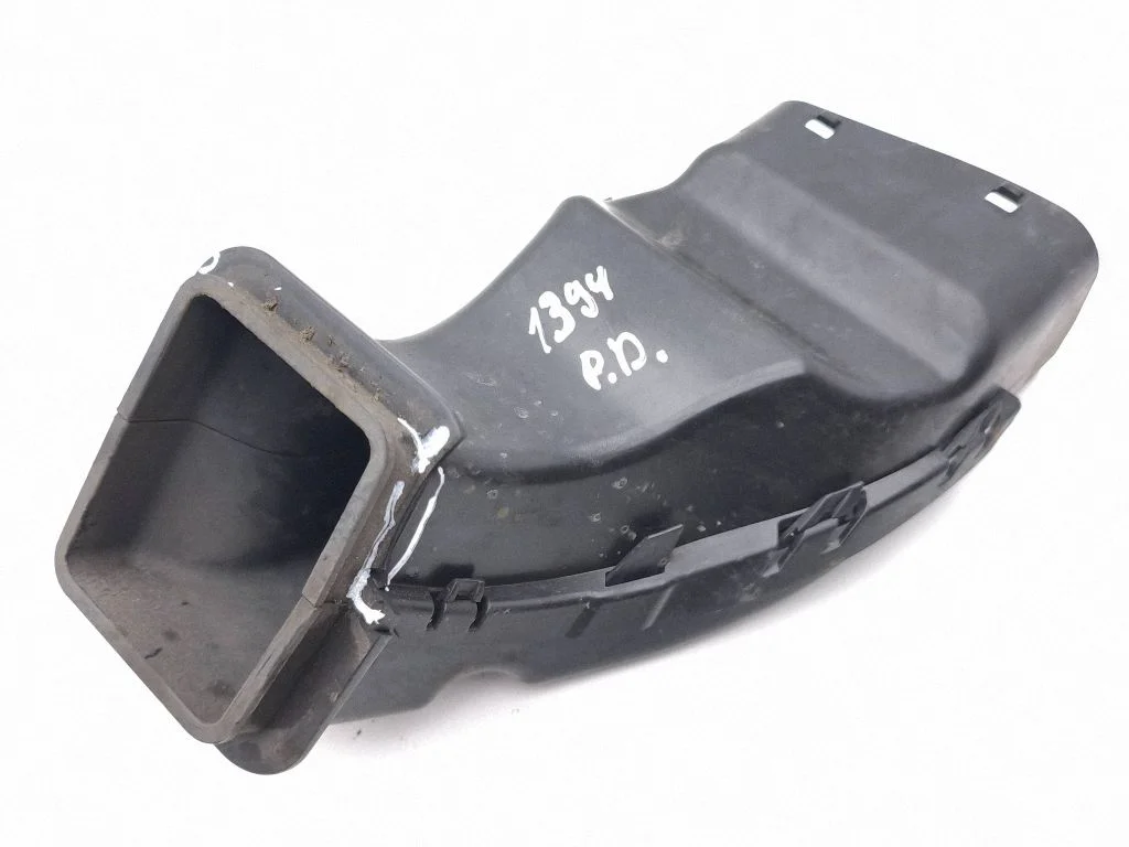 Intercooler air channel guide 5A2F4E8