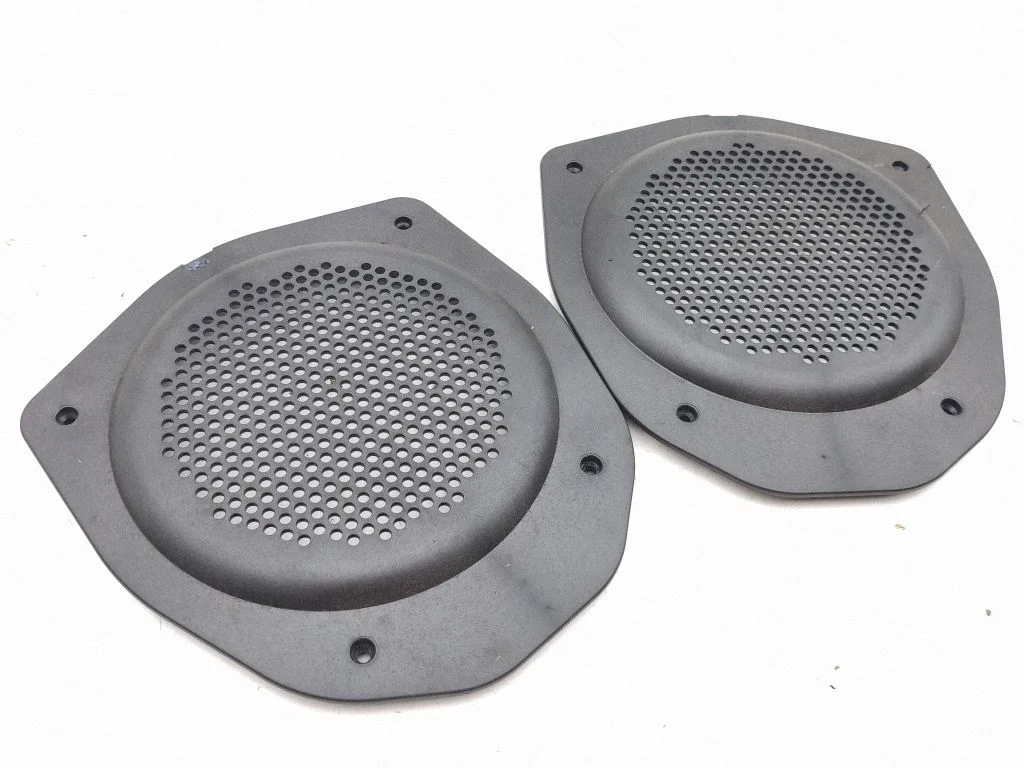 Subwoofer grill/trim 9855810