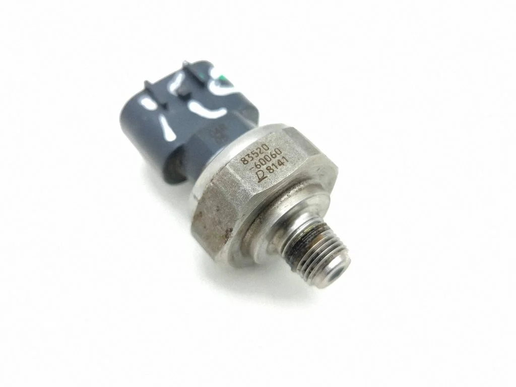 Oil pressure sensor 8352060060