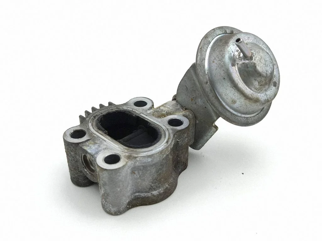 Engine shut-off valve