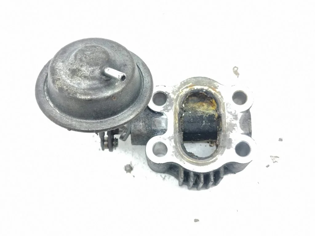 Engine shut-off valve