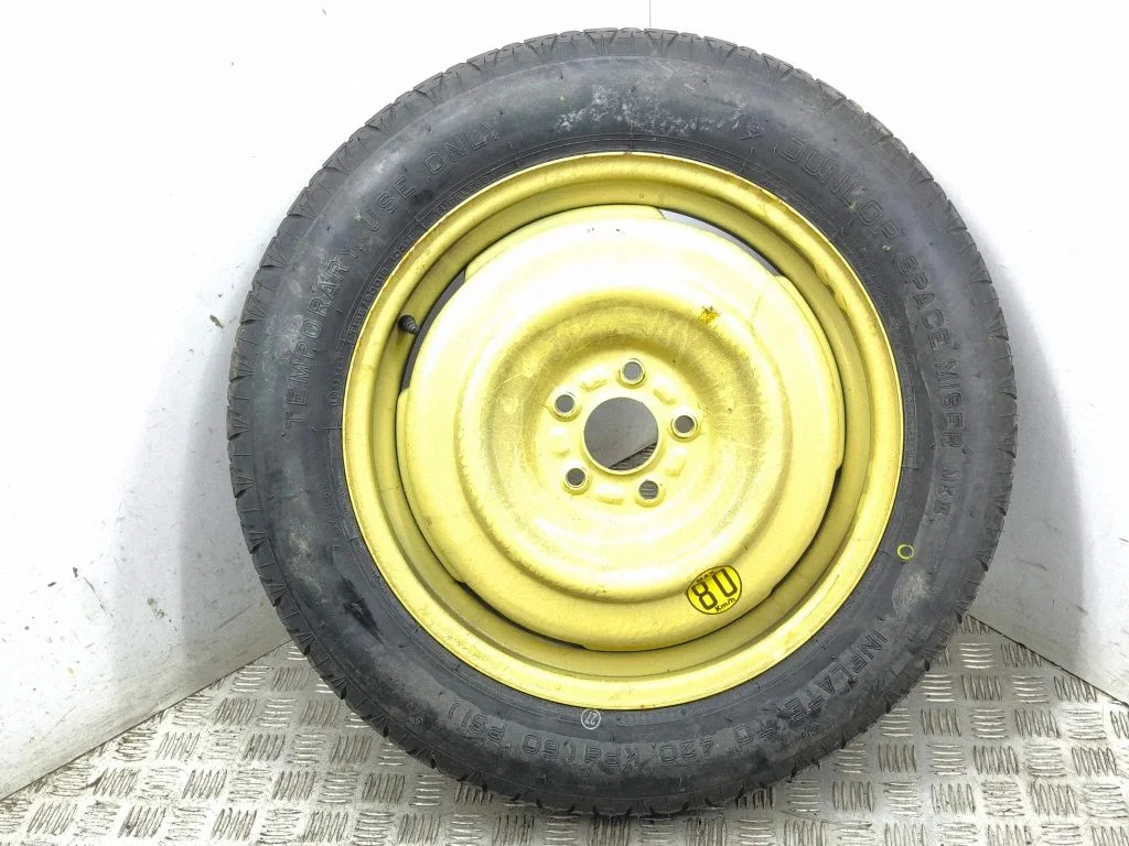 R18 spare wheel – rear