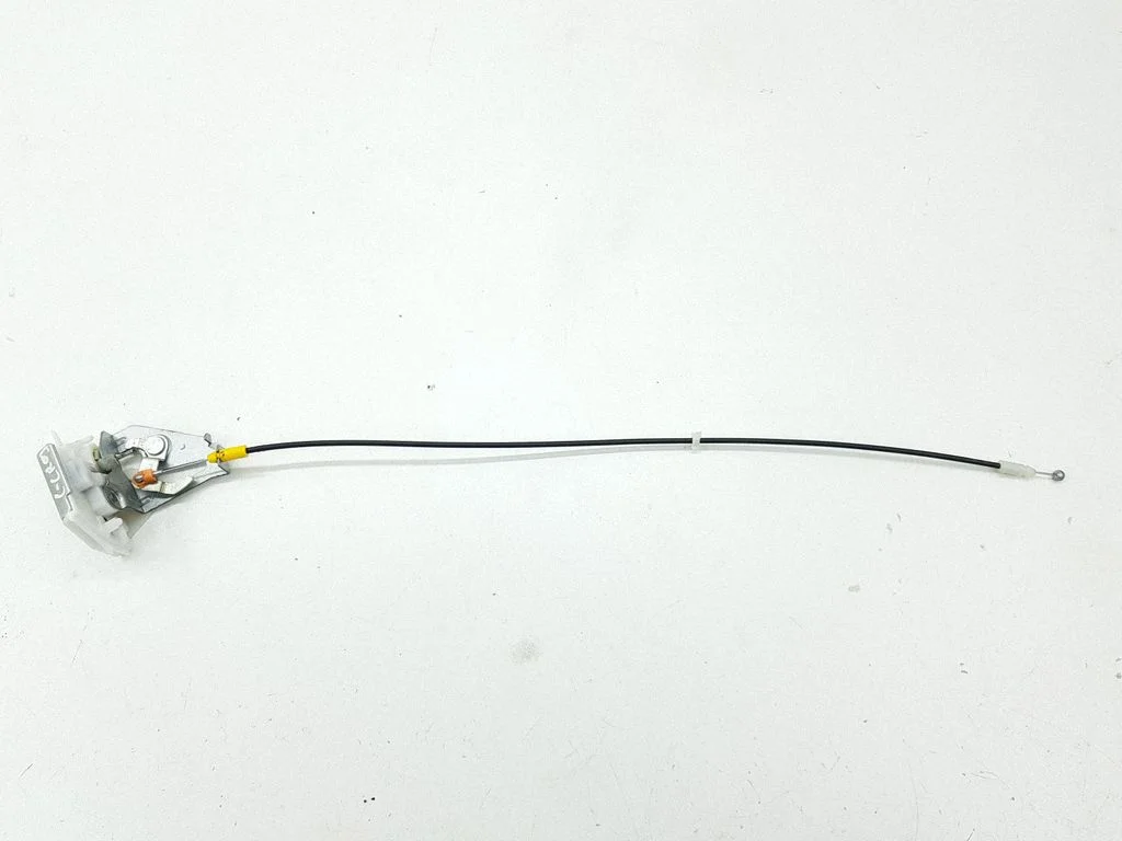 Tailgate lock latch