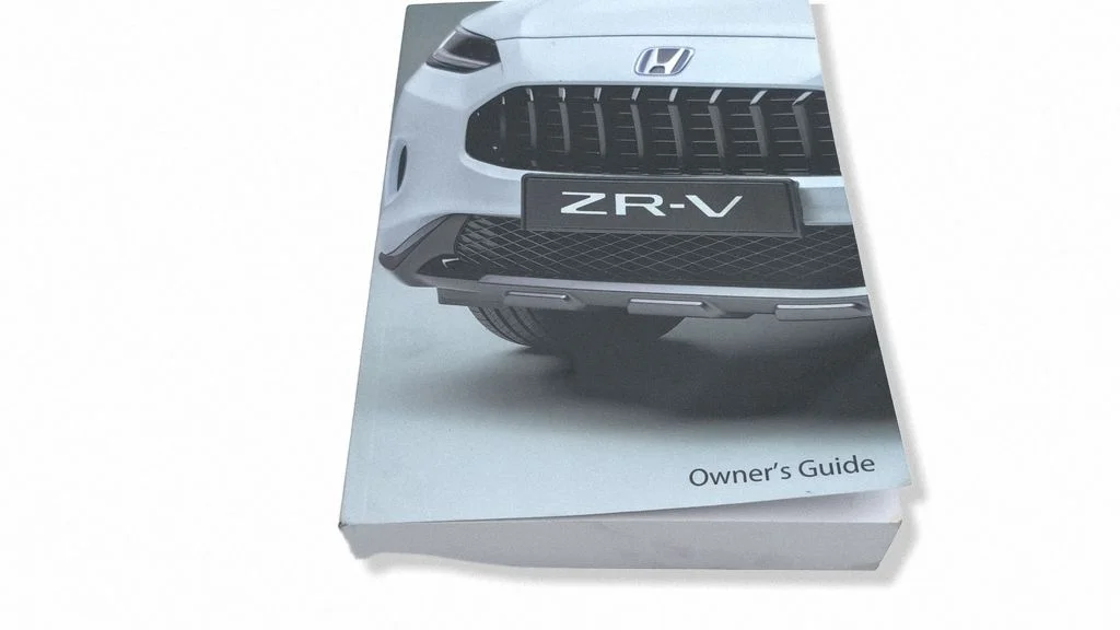 Owners service history hand book 00X323V5G010