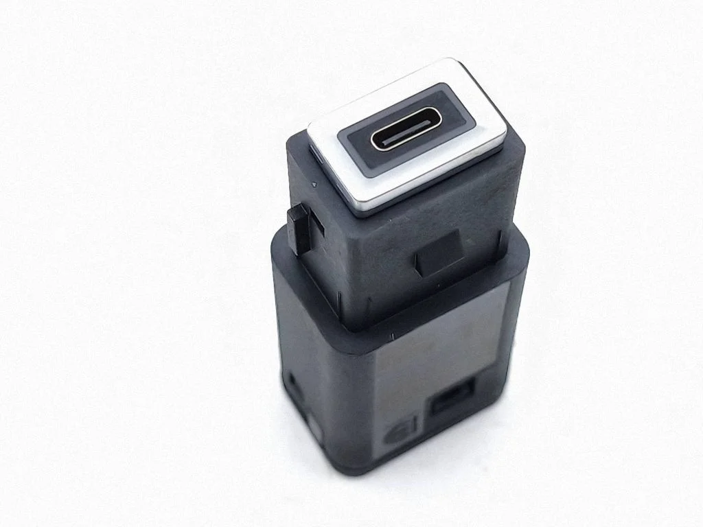 USB ligzda 9831350680