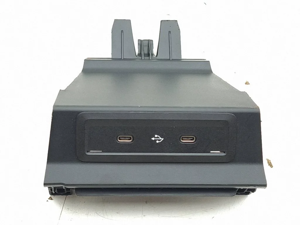 USB socket connector A2478207502