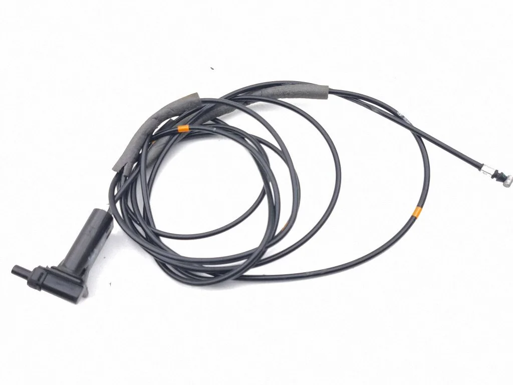 Fuel cap flap release cable BE9004D01