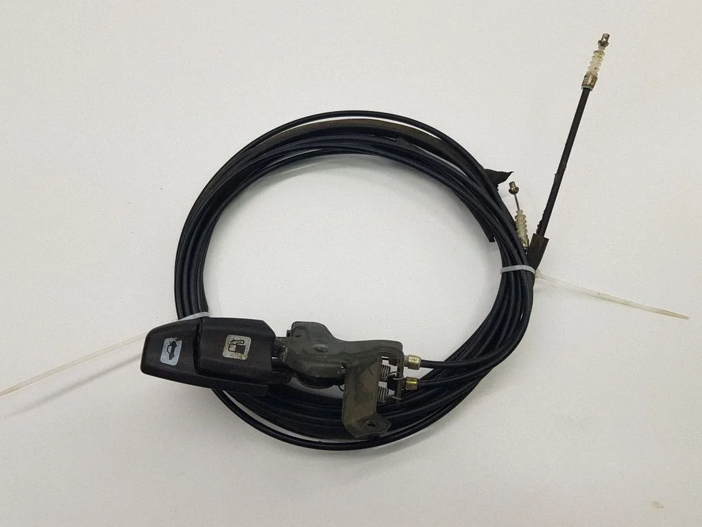 Fuel cap flap release cable A997