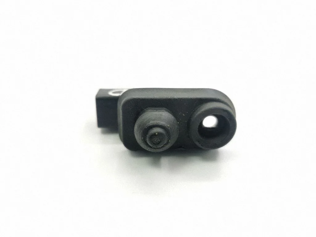 Rear door sensor – right