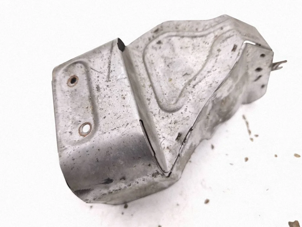 Exhaust heat shield 059145323AM