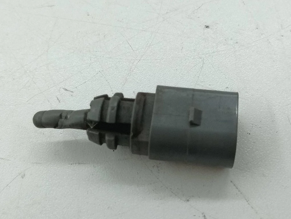 Āra temperatūras sensors 8Z0820535A