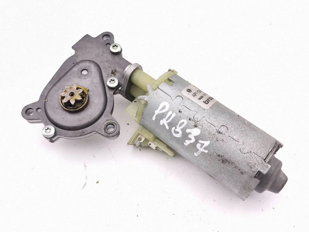 Seat adjustment motor 0130002582