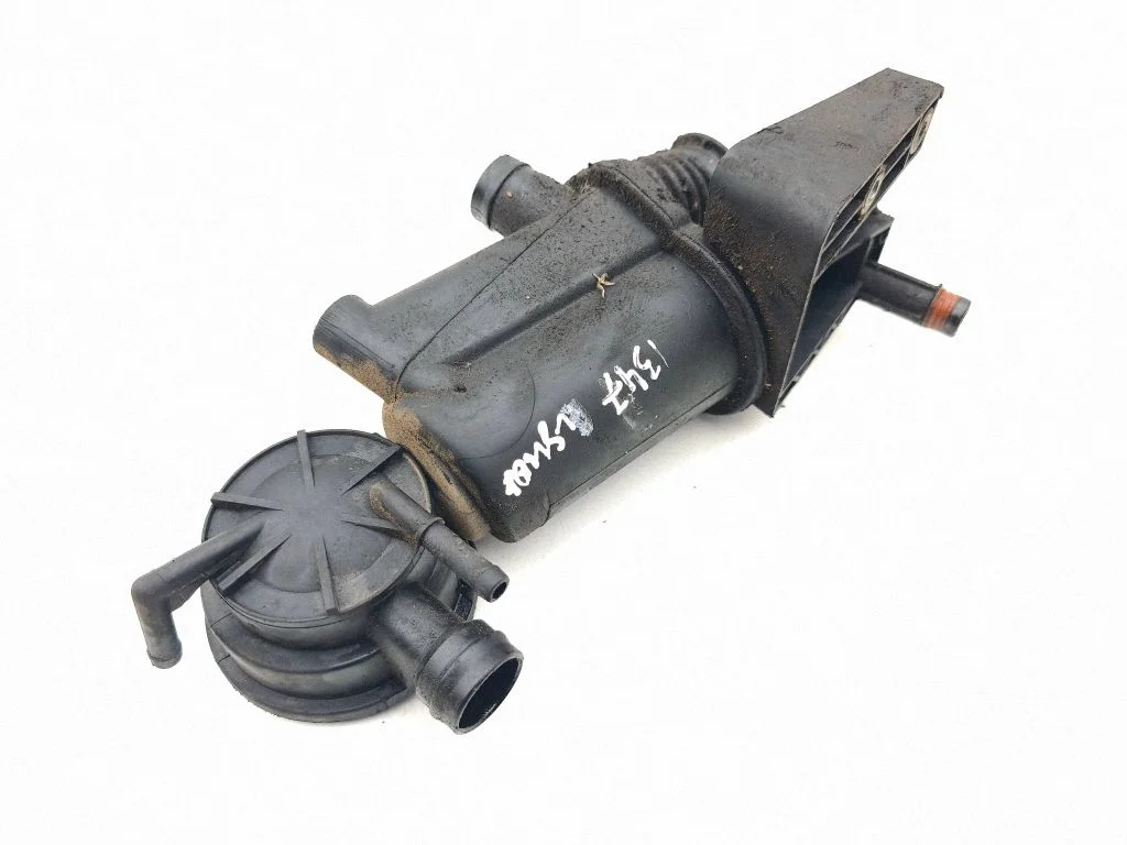 Karteriventilatsiooni klapp – Porsche 911 996 (1997-2005)